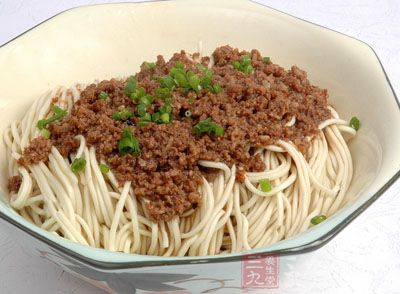 熱干面是湖北省武漢市的漢族特色小吃 熱干面是湖北省武漢市的漢族特色小吃