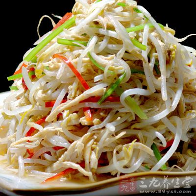 綠豆芽可清熱解毒，利尿除濕，解酒毒熱毒