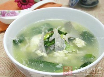 青菜蘑菇芙蓉蛋湯
