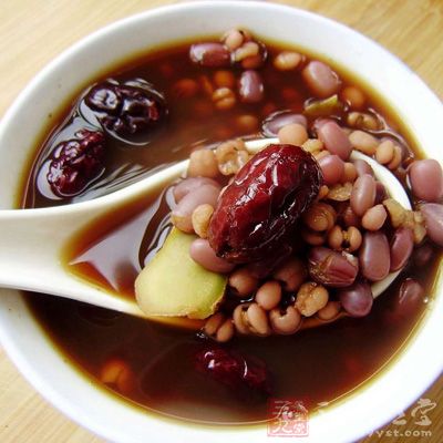 紅豆能通小腸利小便去腫脹 紅豆能通小腸利小便去腫脹