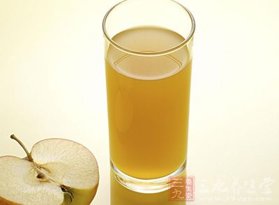 土豆1個,蘋果2個,蜂蜜少許 土豆1個,蘋果2個,蜂蜜少許