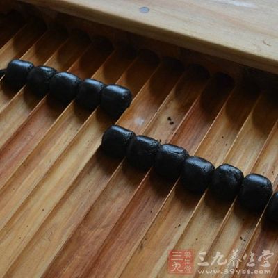 桑麻丸：由桑堪或桑葉加黑芝麻配制而成