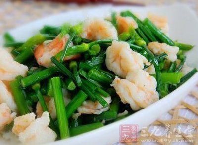 蝦仁30克,韭菜250克,雞蛋1個 未標題-1