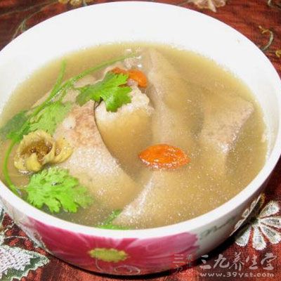 菊花豬肝湯
