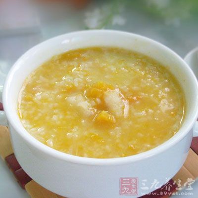 一碗略稠的稀飯，大約只是半碗干飯的量，所以建議一餐吃2至3碗