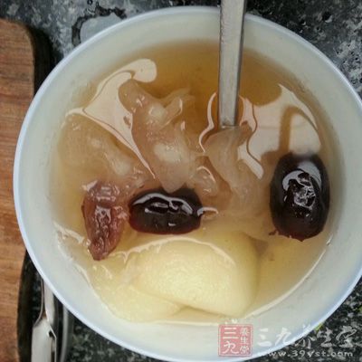 無花果雪梨銀耳湯