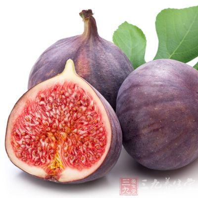 無花果冰糖水用於治療肺熱咳嗽，聲音嘶啞