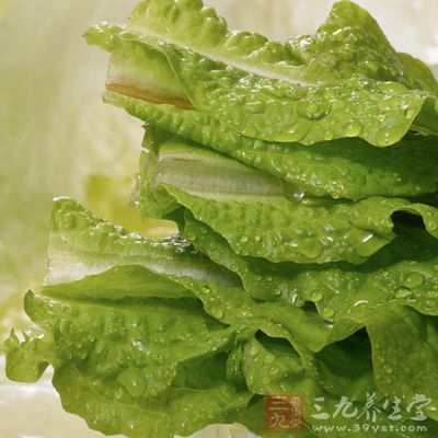 莴筍,大蒜子,鹽,雞精 莴筍,大蒜子,鹽,雞精
