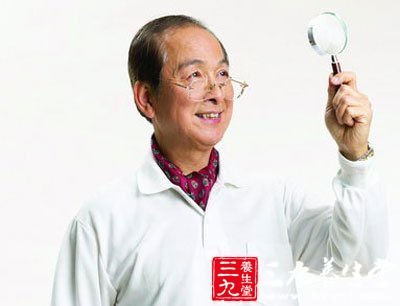 老年人不要過早脫棉衣