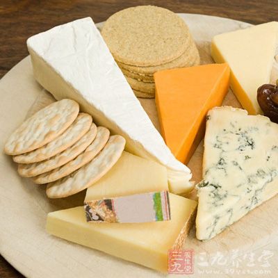 編制家庭一周營養菜譜,首先應確定其一日營養菜譜 編制家庭一周營養菜譜,首先應確定其一日營養菜譜