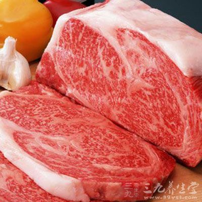 尤其是過食肉類及油膩食物之後