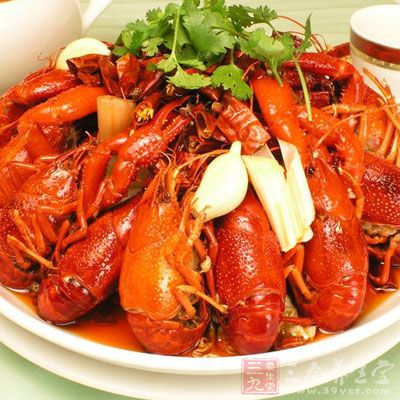 同時,較冷的天氣也使得人們飲水不多,較容易引起便秘。 同時,較冷的天氣也使得人們飲水不多,較容易引起便秘。