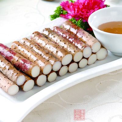 山藥去皮,切成小塊 山藥去皮,切成小塊