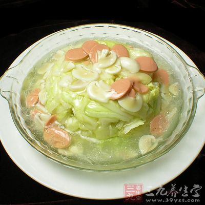 白菜250克,干口蘑3克,醬油、白糖、精鹽、味精、植物油適量 白菜250克,干口蘑3克,醬油、白糖、精鹽、味精、植物油適量