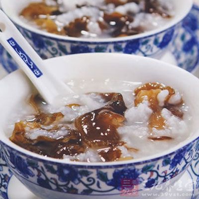 枇杷葉粳米粥