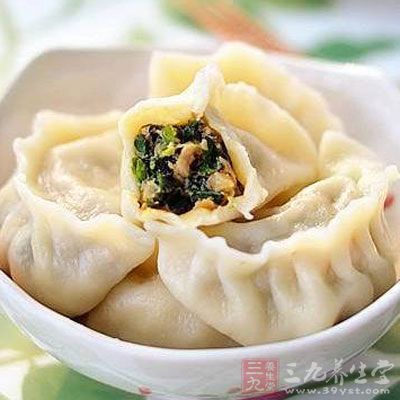 自古以來記載荠菜有濟世護生之能,被稱為菜中之甘草 自古以來記載荠菜有濟世護生之能,被稱為菜中之甘草