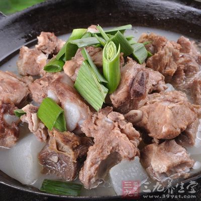 蘿卜海帶排骨湯具有降血脂、降血糖、抗氧化等多種功效 蘿卜海帶排骨湯具有降血脂、降血糖、抗氧化等多種功效