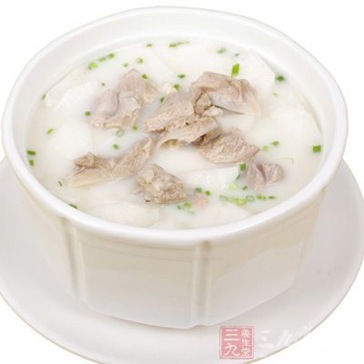 蘿卜羊肉湯具有解熱祛疾的食療功效 蘿卜羊肉湯具有解熱祛疾的食療功效