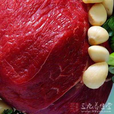 牛肉含有豐富的蛋白質，補中益氣、滋養脾胃