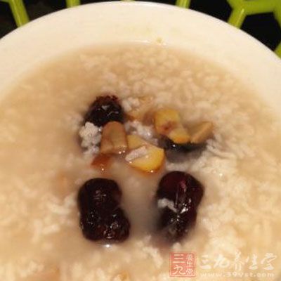 板栗紅棗粥 板栗紅棗粥