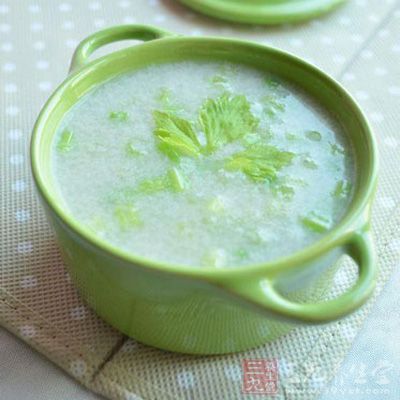 芹菜粳米粥 芹菜粳米粥