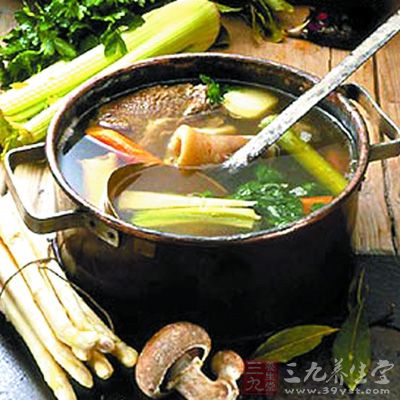生魚煲西洋菜湯 生魚煲西洋菜湯