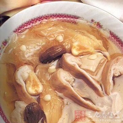 白玉豬小肚湯 白玉豬小肚湯