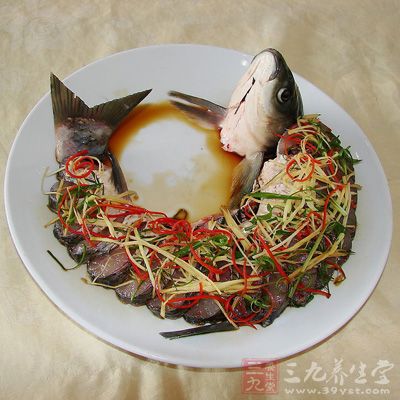 鳊魚這種魚類,相信吃過的朋友都知道鳊魚是比較好吃的 鳊魚這種魚類,相信吃過的朋友都知道鳊魚是比較好吃的