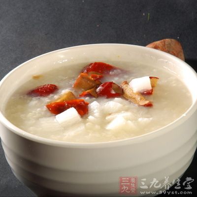 黨參薏仁蓮子山藥粥