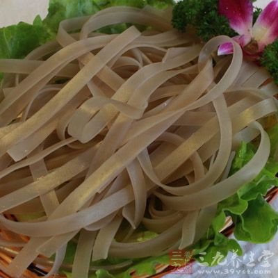 紅薯粉 100克 花生 25克 紅薯粉 100克 花生 25克