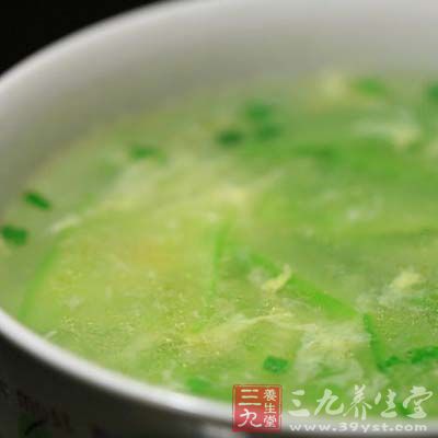 蛋黃5個調勻,面粉25克,熟豬肉50克 蛋黃5個調勻,面粉25克,熟豬肉50克