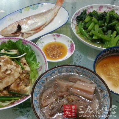 骨湯燴釀豆腐 骨湯燴釀豆腐