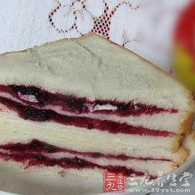 切片面包若干(無味或鹹味)、桑椹罐頭1瓶 切片面包若干(無味或鹹味)、桑椹罐頭1瓶