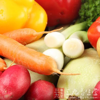 對腸道刺激性強的食物,如冷飲、生的或未完全煮熟的食物 對腸道刺激性強的食物,如冷飲、生的或未完全煮熟的食物