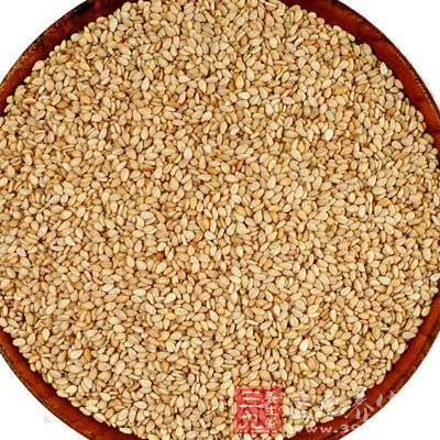 芝麻30克、糯米50克、大米50克 芝麻30克、糯米50克、大米50克