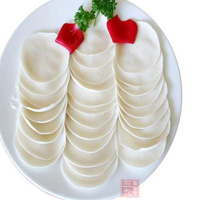 取餃子皮一張