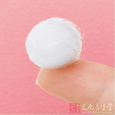 膠原蛋白是維持皮膚與肌肉彈性的主要成分