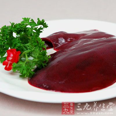 對貧血的人群及兒童青少年來說，補血的食物是動物肝髒和瘦肉