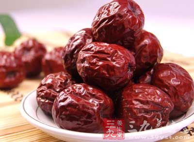 烏雞、阿膠、紅棗、龍眼、桑葚、覆盤子 烏雞、阿膠、紅棗、龍眼、桑葚、覆盤子