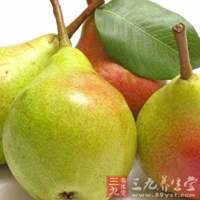 孕婦可以吃冰糖雪梨來解燥火，潤肺