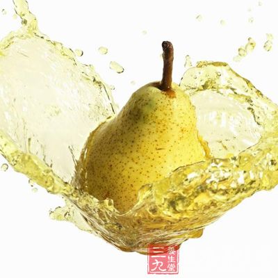 冰糖銀耳炖雪梨是一道漢族藥膳，屬於粵菜系