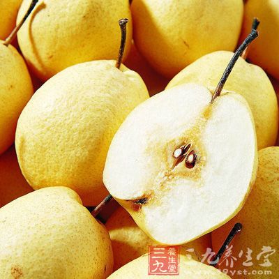 雪梨有生津潤肺、清熱解毒、止咳化痰、利咽降濁之功效
