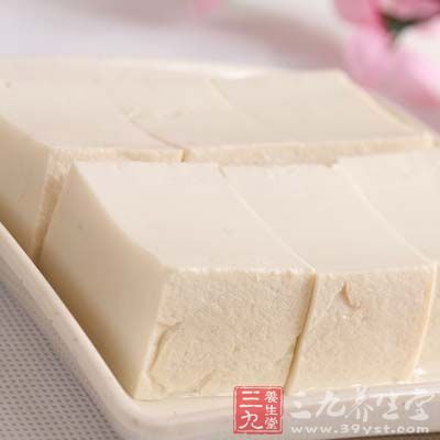 最後加入白胡椒粉、蔥花和少量味(雞)精,即可起鍋 最後加入白胡椒粉、蔥花和少量味(雞)精,即可起鍋