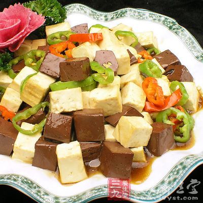 大米50克,瘦豬肉50克,豆腐干25克 大米50克,瘦豬肉50克,豆腐干25克