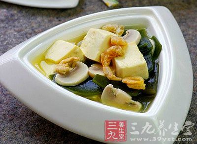 蝦皮50克，洗淨後泡發