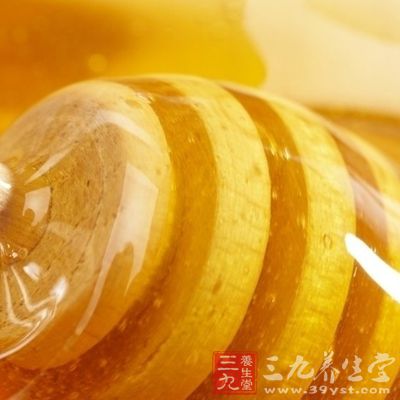於貝50克、蜂蜜5克、香菜12根