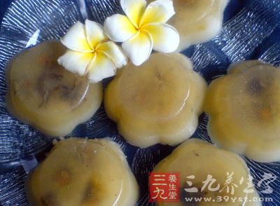 菊花糕有清涼去火的功用 菊花糕有清涼去火的功用