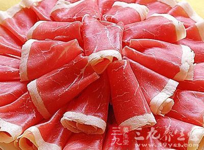 500克羊肉，150克淮山片，適量生姜、大蔥、胡椒粉、食鹽