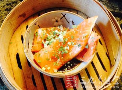清蒸三文魚