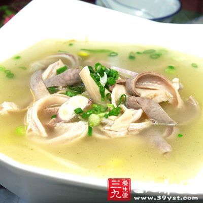 核桃肉煲牛月展湯 核桃肉煲牛月展湯
